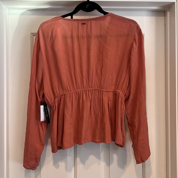 O’Neill Salmon Celine Blouse Medium - Picture 6 of 13